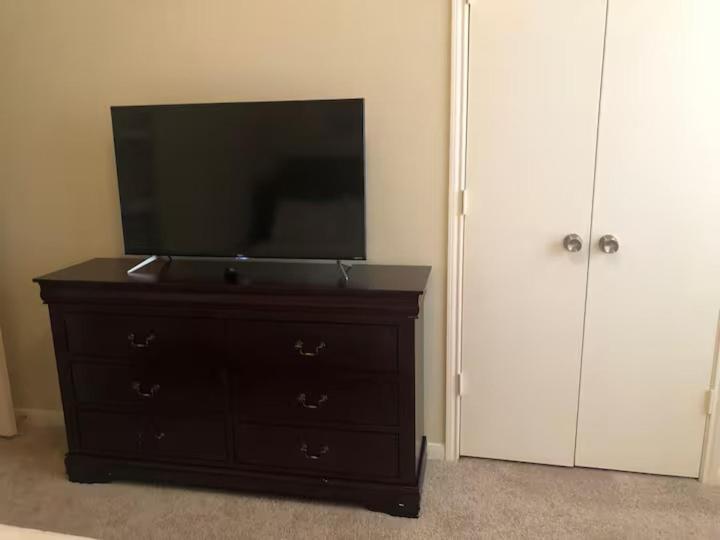 Lavish Apartment Near Houston Medical Centre Номер фото